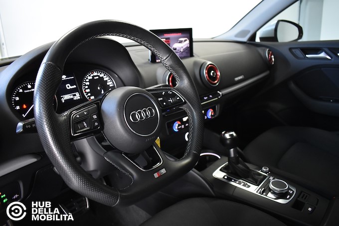 AUDI A3 SPB 30 g-tron S tronic Admired